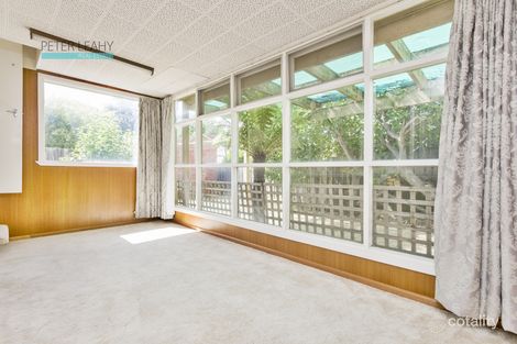 Property photo of 27 Woodlands Avenue Pascoe Vale South VIC 3044