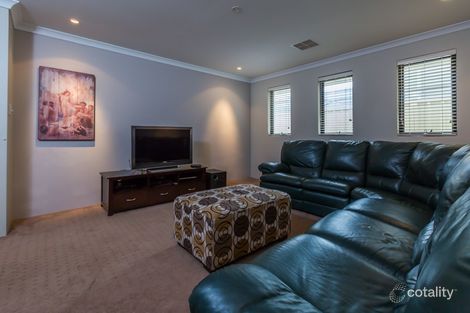Property photo of 10 Tipperary Bend Canning Vale WA 6155