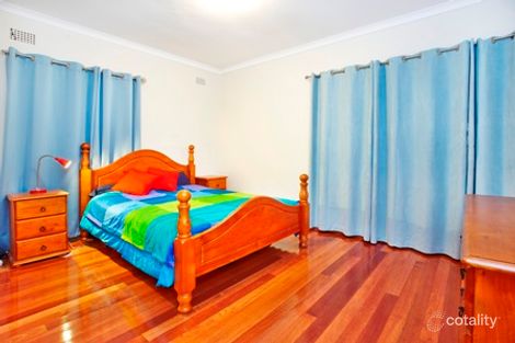 Property photo of 8 Gowrie Crescent Westmead NSW 2145