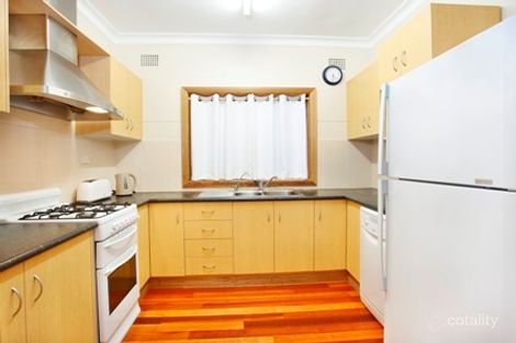Property photo of 8 Gowrie Crescent Westmead NSW 2145