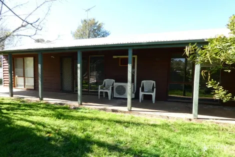 46 Silvermines Rd, St Arnaud, VIC 3478