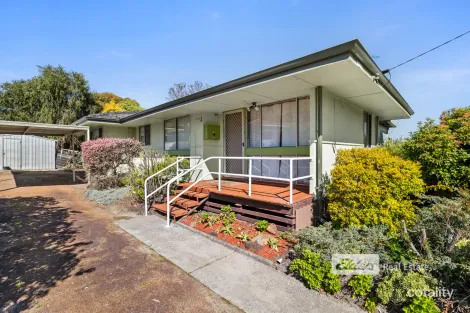 216 Atkinson St N, Collie, WA 6225