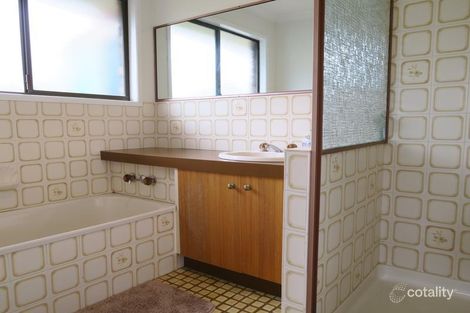 Property photo of 3 Alfred Place Flinders View QLD 4305
