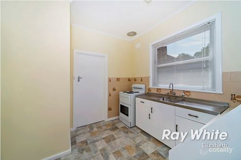 Property photo of 19 Bedchester Road Elizabeth North SA 5113