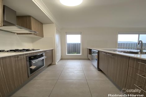 Property photo of 10 Esperance Drive Andrews Farm SA 5114