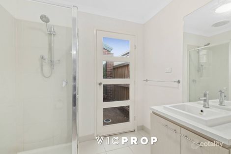 Property photo of 11 Tramway Street Point Cook VIC 3030