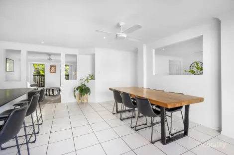 Property photo of 11 Thomson Place Peregian Springs QLD 4573