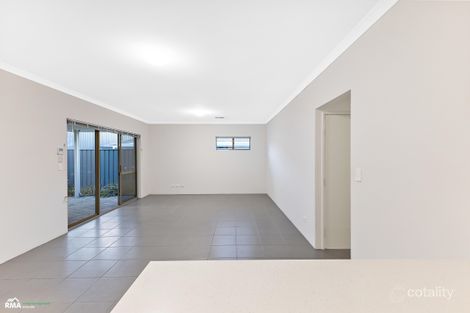 Property photo of 39 Melbourne Loop Hammond Park WA 6164