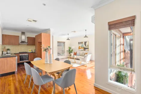 Property photo of 2/6 Alpine Grove Pascoe Vale VIC 3044