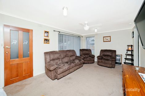 Property photo of 10 Christopher Crescent Karabar NSW 2620