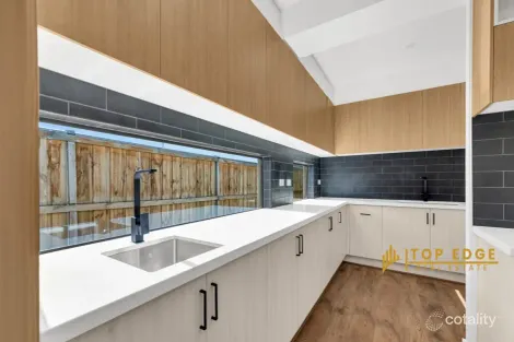 Property photo of 5 Arkbar Avenue Deanside VIC 3336