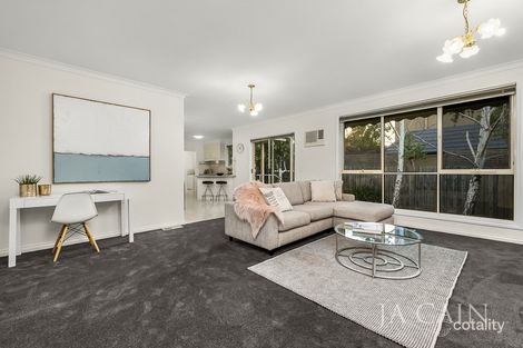 Property photo of 2 Renwick Street Glen Iris VIC 3146