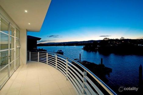 Property photo of 2337 Cressbrook Drive Hope Island QLD 4212