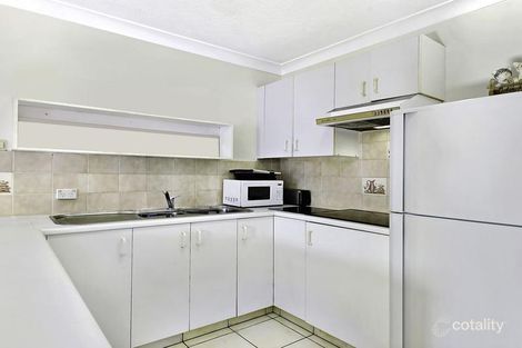 Property photo of 3/5 Brett Avenue Labrador QLD 4215