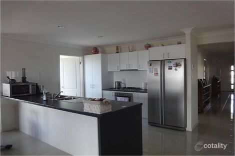 Property photo of 32 Discovery Drive Orange NSW 2800
