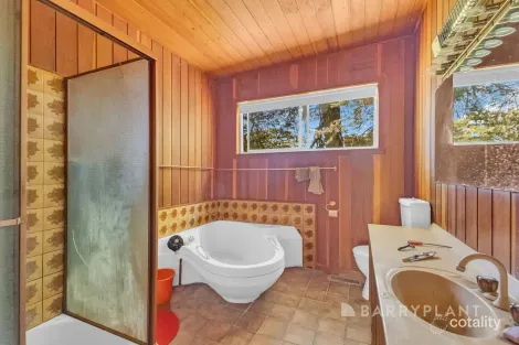 Property photo of 285 Healesville-Koo Wee Rup Road Badger Creek VIC 3777