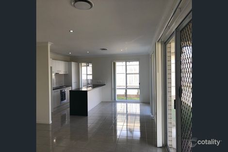 Property photo of 13 Leichhardt Drive Gracemere QLD 4702