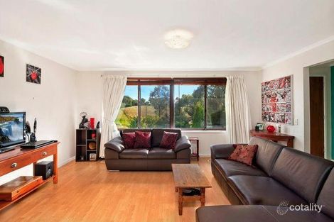 Property photo of 4 Ara Place Giralang ACT 2617