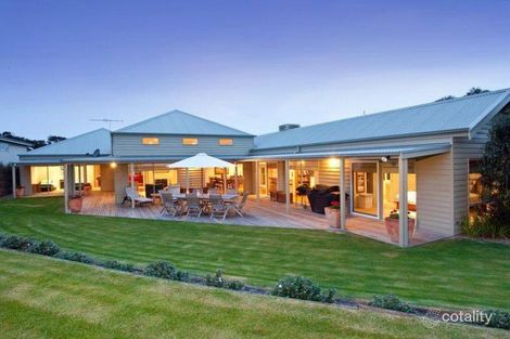 40 Central Ave, Blairgowrie, VIC 3942