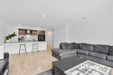 Property photo of 95 Millbrook Drive Wyndham Vale VIC 3024