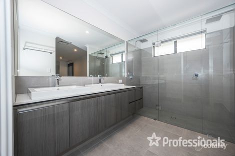 Property photo of 14 Moorland Crescent The Vines WA 6069