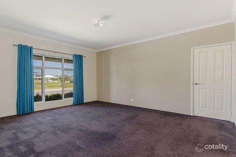 Property photo of 5 Syndicate Link Lake Coogee WA 6166