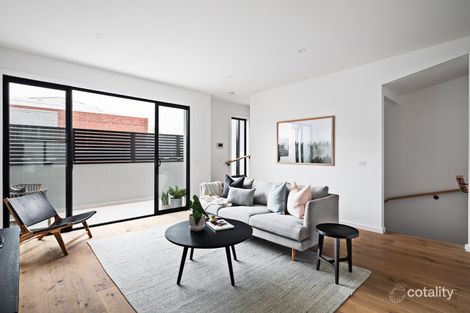 Property photo of 2/588 Plenty Road Preston VIC 3072