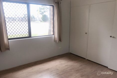 Property photo of 2/56 Oceanic Drive Mermaid Waters QLD 4218