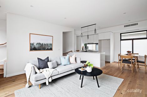 Property photo of 2/588 Plenty Road Preston VIC 3072
