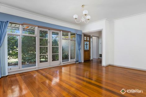 Property photo of 23 Lyndhurst Crescent Box Hill North VIC 3129