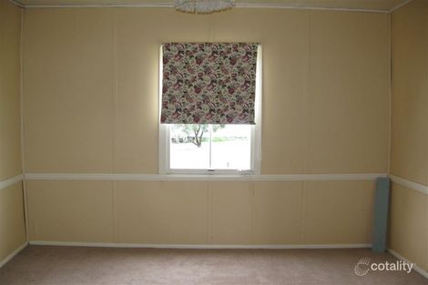 Property photo of 84 Margetts Street Wallangarra QLD 4383