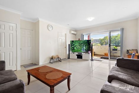 Property photo of 28/14 Le Grand Street Macgregor QLD 4109