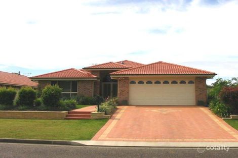 37 Wyden St, Old Bar, NSW 2430