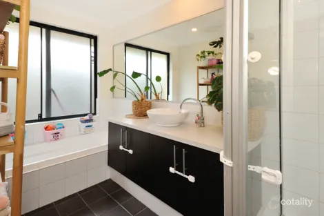 Property photo of 121 Runnymede Gate Wellard WA 6170
