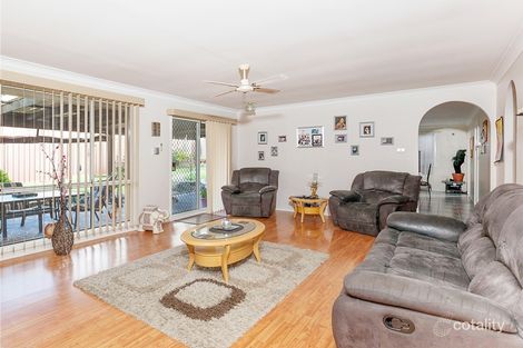 Property photo of 14 Valentine Place Rosemeadow NSW 2560