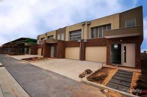 27/5 Thomas Carr Dr, Tarneit, VIC 3029