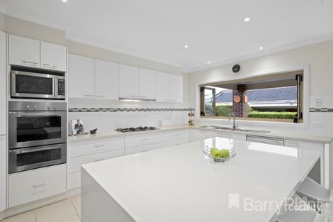 Property photo of 20 Carroll Close Bundoora VIC 3083