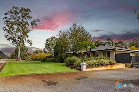 Property photo of 3 St Georges Avenue Champion Lakes WA 6111