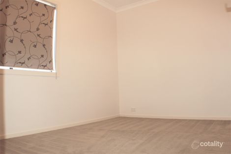 Property photo of 5 Crosskeys Road Craigieburn VIC 3064