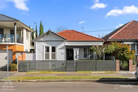 Property photo of 176 Beaumont Street Hamilton NSW 2303