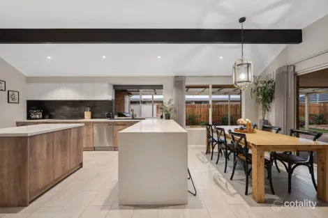 Property photo of 32 Kingsland Loop Canning Vale WA 6155