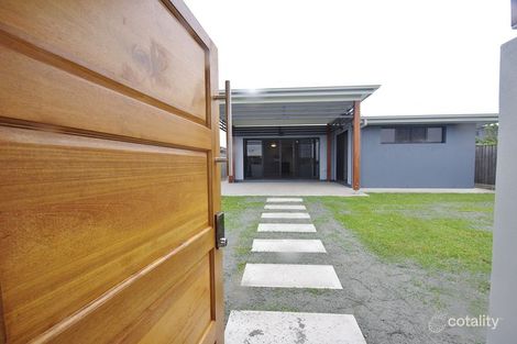 Property photo of 17 Trasero Lane Beaconsfield QLD 4740