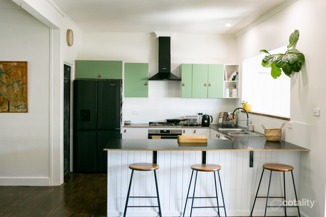 Property photo of 63 Malcolm Street Mansfield VIC 3722