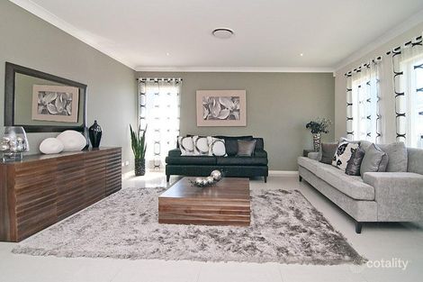 Property photo of 7 Cabriolet Court Upper Coomera QLD 4209