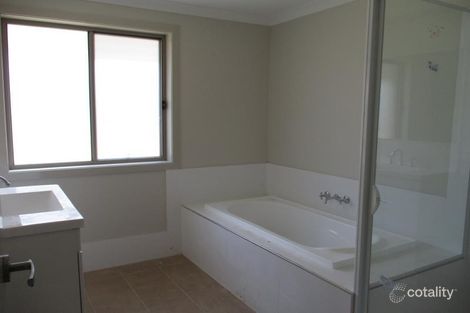 Property photo of 25 Voyager Street Wadalba NSW 2259