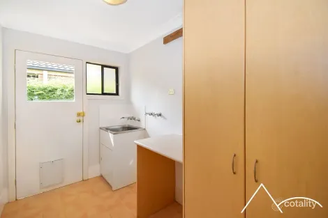 Property photo of 40 Kurrajong Circuit Mount Annan NSW 2567