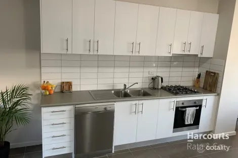Property photo of 25 Baltrum Drive Wollert VIC 3750