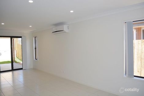 Property photo of 40 Parkland Circuit Pimpama QLD 4209