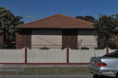 8 Columbia St, Oakleigh South, VIC 3167