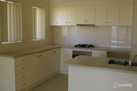 Property photo of 19 Dewdrop Place Ningi QLD 4511